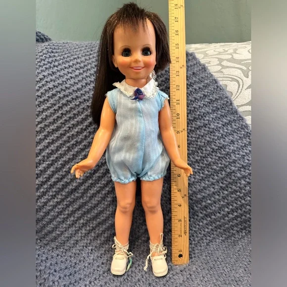 Vintage 1970s Mia Doll - Picture 6 of 6